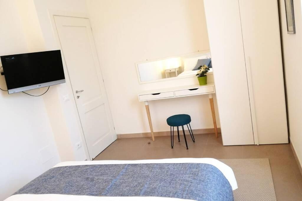 Charming & Spacious Florentine Home Just Two Mins From Tram Stop Firenze Eksteriør bilde
